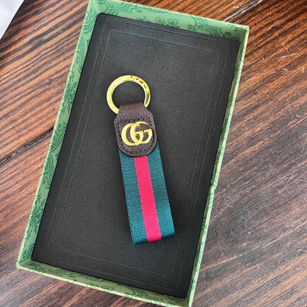 GG key chain